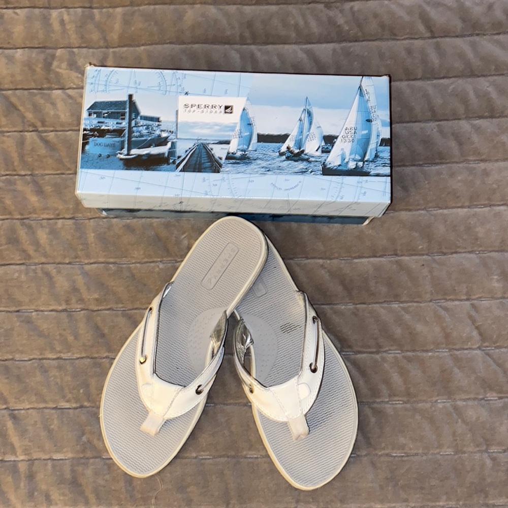 EUC Sperry Flip Flop sz 9